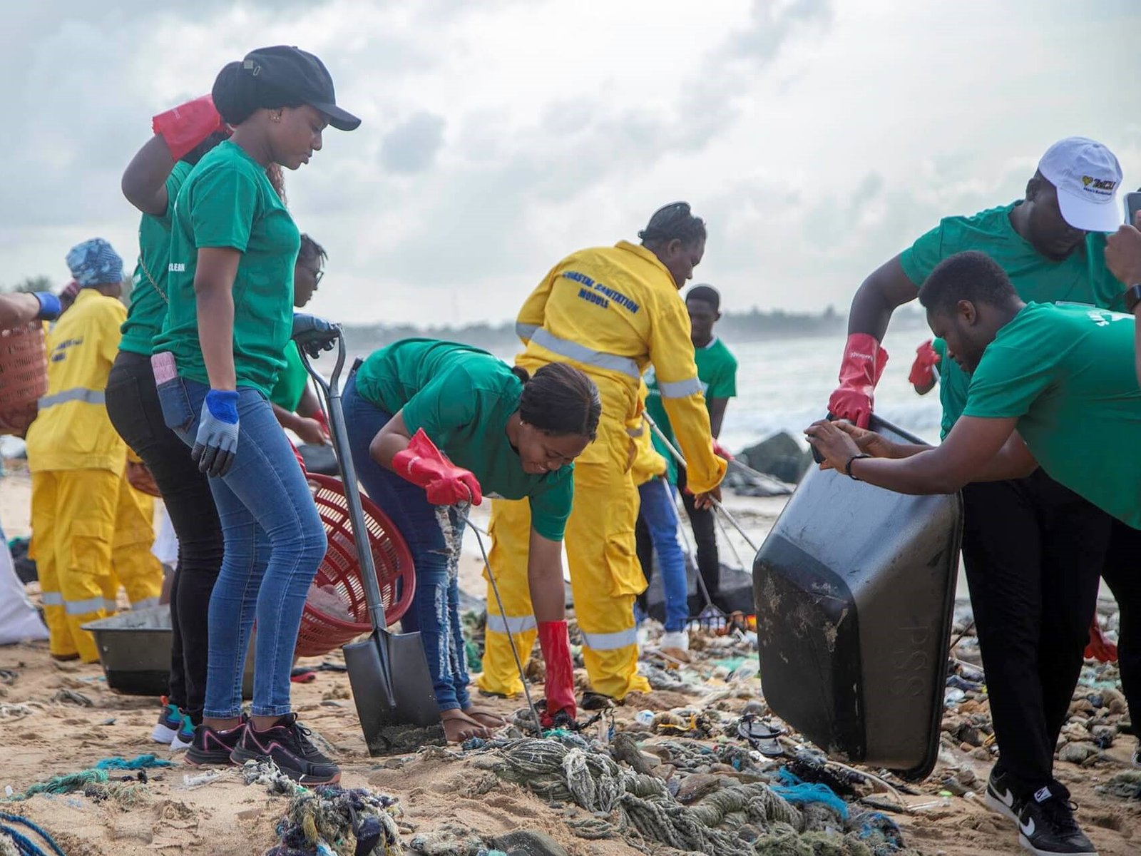 beach cleanup